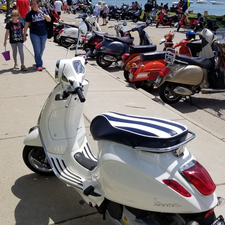 Vespa Sprint / Primavera Yacht Club Stripes Seat Cover